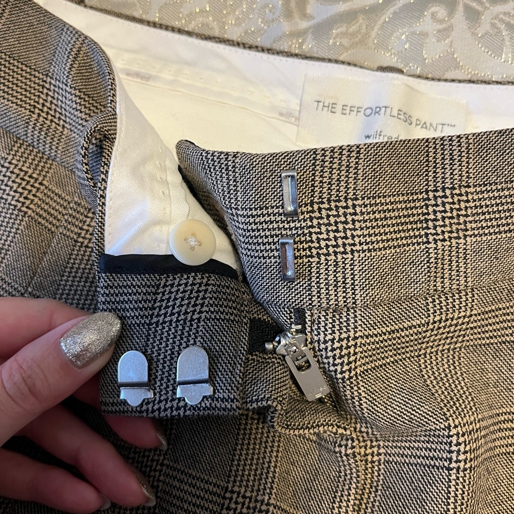Aritzia Brown Effortless Pant - Picture 13 of 15